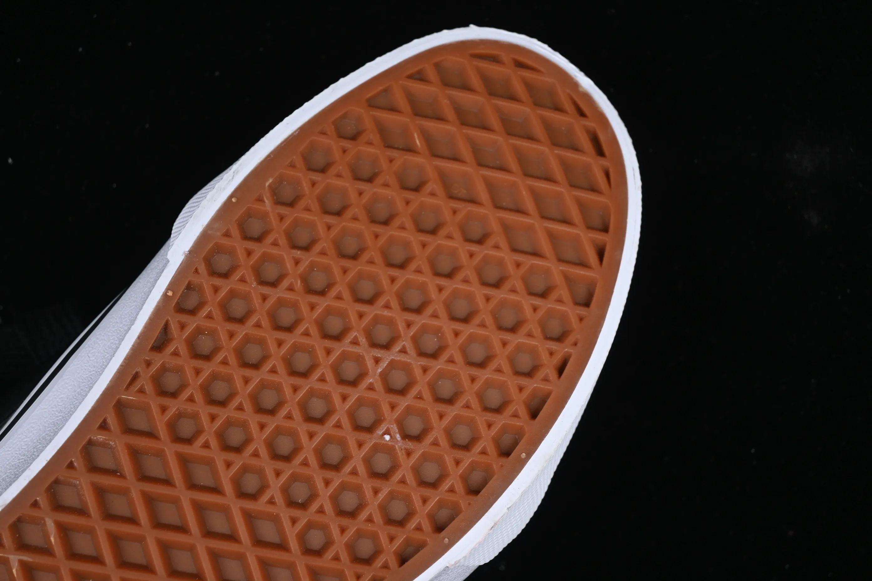 All categories Vans Vans series Vans Low Vans low-top Vans Knu Skool gray and black color low-top retro casual vulcanized bread shoes VN0009QCBDS